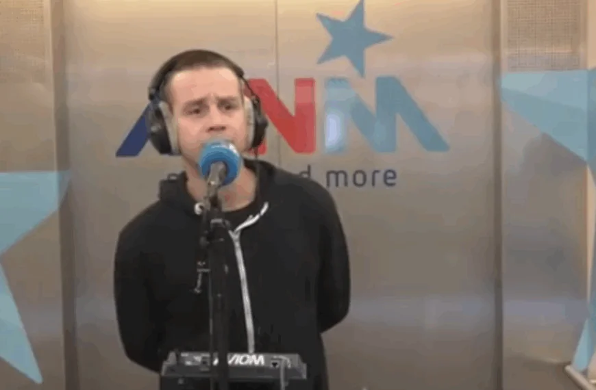 Zov&eacute;&eacute;l moet je aftikken voor een optreden van Sam Gooris: &lsquo;Hallo?!&rsquo;