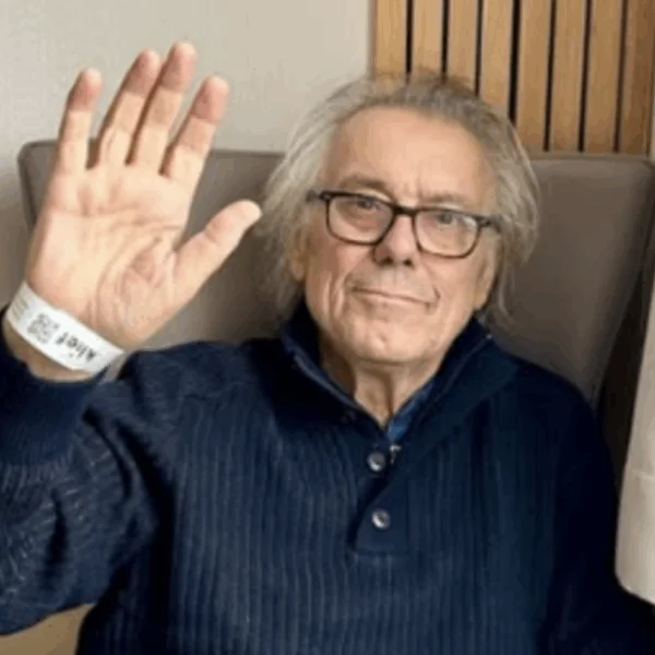 Johan Verminnen deelt heftige update na herstel van kankeroperatie: ‘Komt het ooit nog goed?’