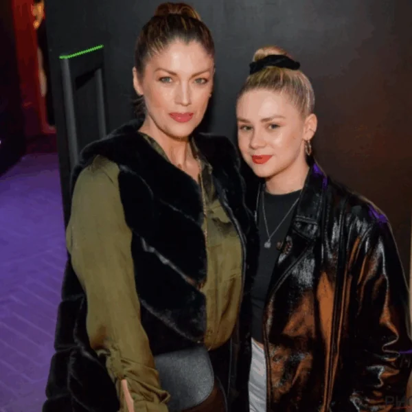 The Masked Singer-kijkers weten het zeker: &lsquo;Hij zit in het pak van Schaapje&rsquo;