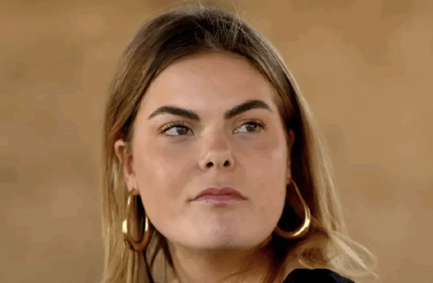 Volgers slopen Eloise om &lsquo;veel te blote&rsquo; en doorschijnende outfit: &rdquo;Je moet je schamen!&rdquo;