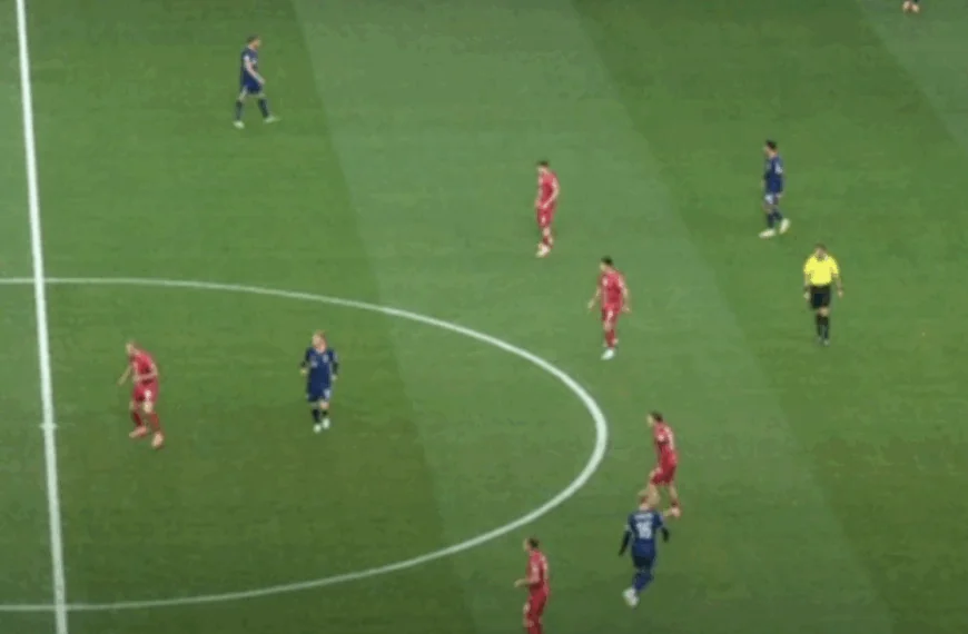 Oranje-kijkers gaan helemaal los en wijzen naar een speler: ”Echt nooit meer selecteren”