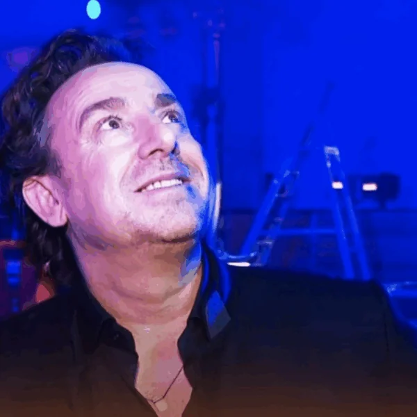 Bron uit s*ksbeluste Marco Borsato-vriendengroep spreekt zich uit