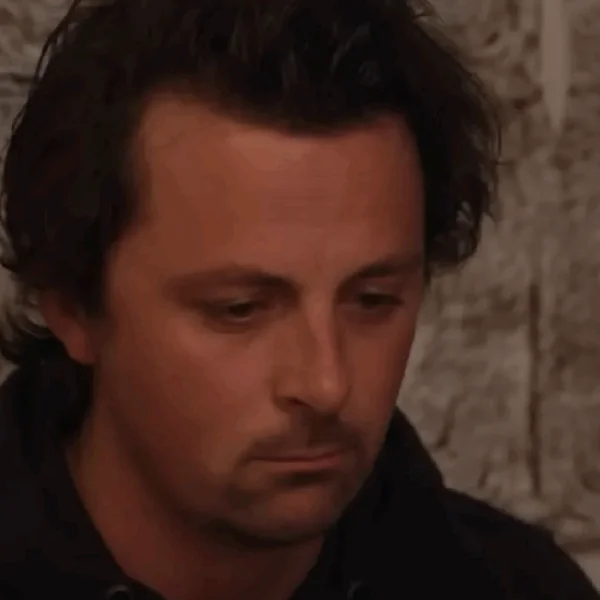 Bronnen geven de reden van de breuk tussen Mike en Denise en daar schrikt iedereen van