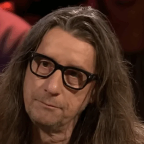 Herman Brusselmans naar relatietherapeut met 33 jaar jongere vriendin: &lsquo;Liep totaal fout af&rsquo;