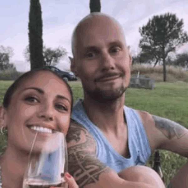 Tom Boonen en Wiebeke delen prachtige babykiekjes: ‘Wat een schatje!’