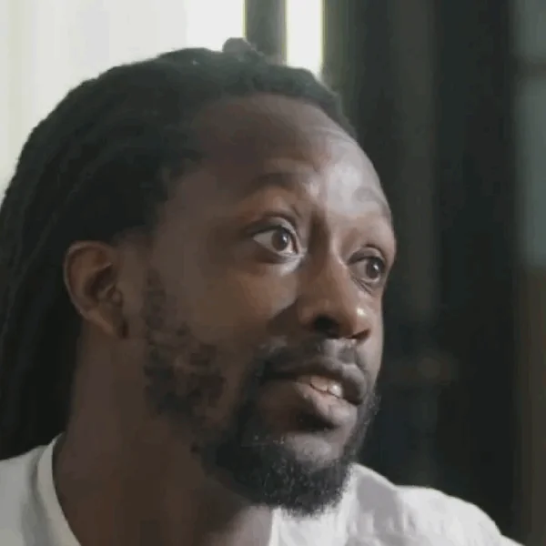 Akwasi zorgt wederom voor opschudding met oproep over Sinterklaasfeest