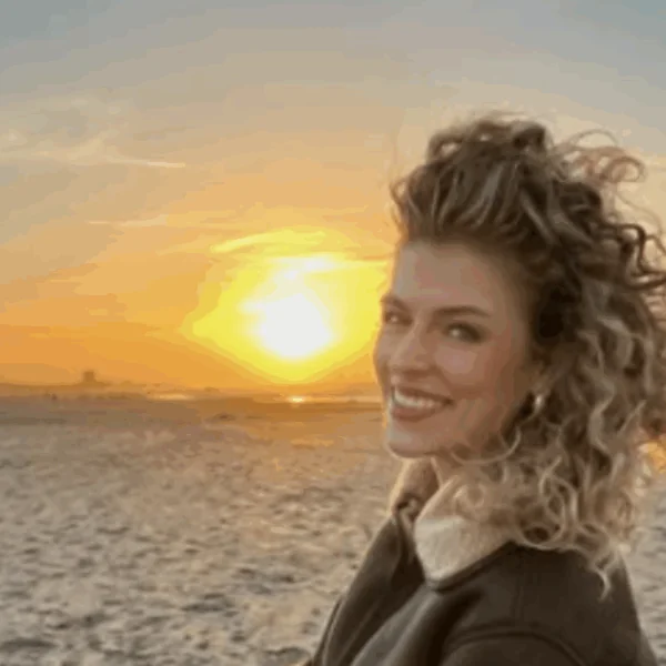 Grote ophef om K3-Julia Boschman: &lsquo;Wat moet mijn dochter van 5 hiervan denken?&rsquo;