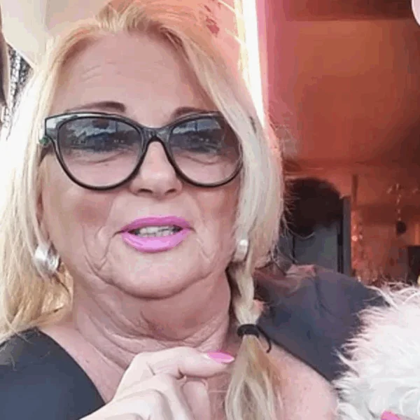 Schokkend nieuws opgedoken over moeder Monique