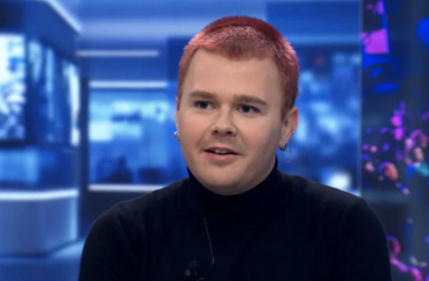 Red Sebastian boos dat België toch naar Songfestival gaat: ‘Niet aan politiek doen’