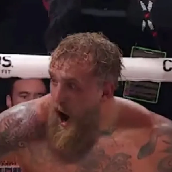 Vriendje Jutta Leerdam krijgt eindelijk echte tegenstander en wordt genadeloos neergemept