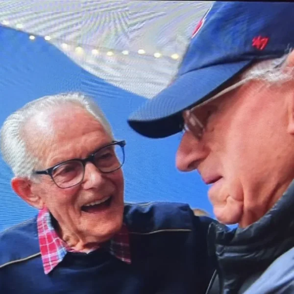 Kijkers zeggen allemaal hetzelfde over DIT moment in All You Need Is Love