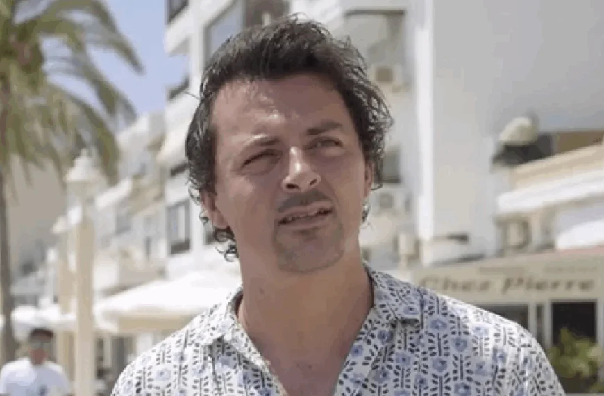 Mike Hansler breekt met mama Mo