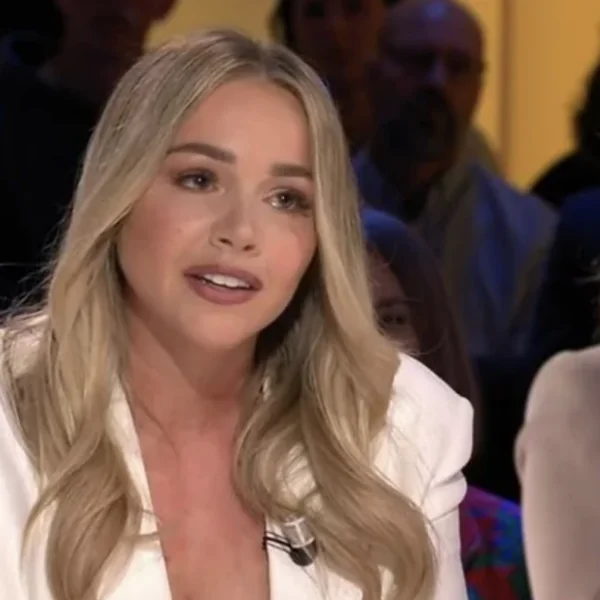 Emma Heesters (29) en haar vriend na vijf jaar per direct uit elkaar: Dit is de reden