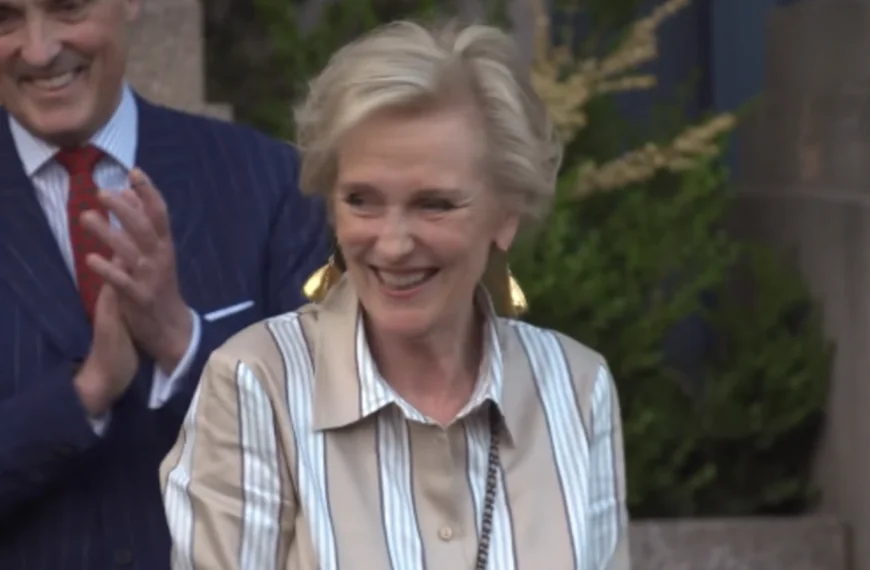 Prinses Astrid breekt stilzwijgen: &lsquo;Ik mis hen toch wel een beetje&rsquo;