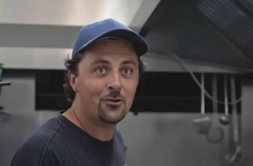 Mike Hansler heeft een nieuwe vriendin en Mama Mo laat zien wie het is