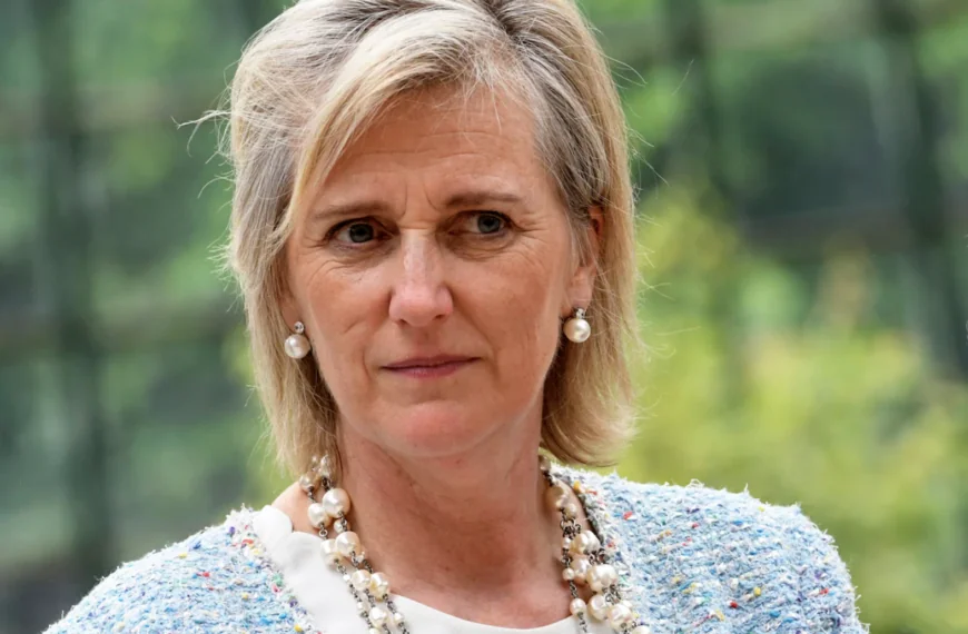 Er is iets verschrikkelijks aan de hand met prinses Astrid