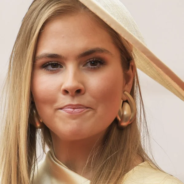 Fans schrikken van beelden: “Amalia, wat heb je jezelf aangedaan?”