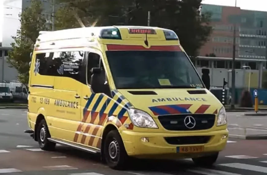 Gigantisch vuurwerkongeval in Almere, hulpdiensten massaal ter plaatse