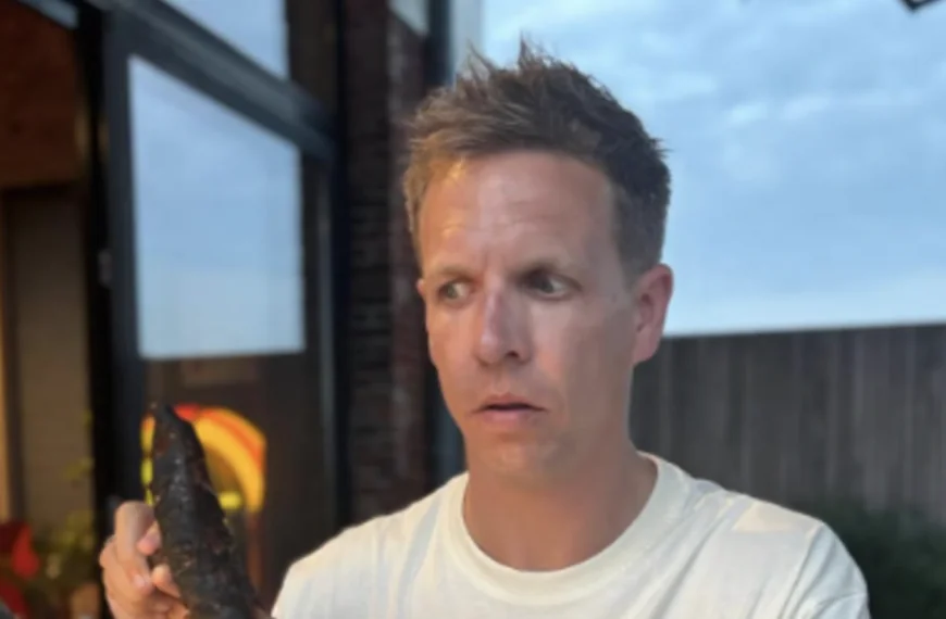 James Cooke verrast met totaal nieuwe look: ‘Mensen herkennen mij niet meer’