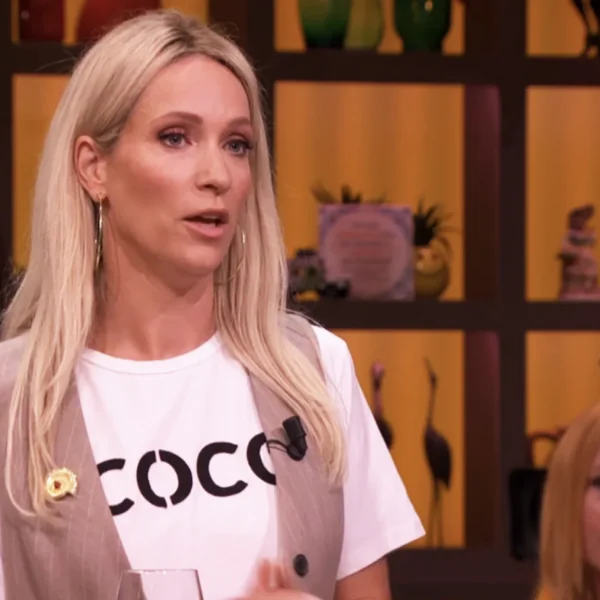 H&eacute;l&egrave;ne Hendriks toont haar nieuwe vriendje: Een bekende voetballer