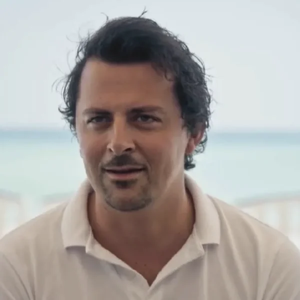 Genadeklap voor Denise: Baby op komst voor Mike en Veerle!