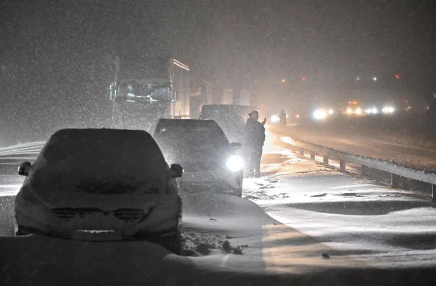 Krachtige depressie onderweg naar Nederland: KNMI gaat in spoedoverleg