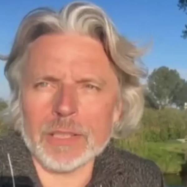 Opmerkelijk nieuws opgedoken over Winter Vol Liefde-Hans, die later voor Claudia komt