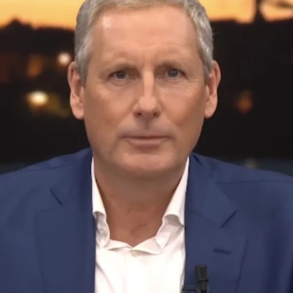 Gert Verhulst ligt niet wakker van kosten trouwfeest Viktor: &acute;Da&acute;s voor de ouders van de vrouw&acute;