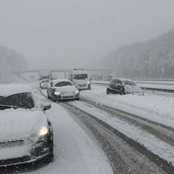 Komende dagen extreem winterweer in Nederland: deze werknemers mogen thuisblijven