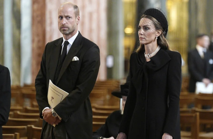 Diep schokkend en pijnlijk nieuws uit het Britse hof: Prins William breekt het stilzwijgen &ndash; &lsquo;Kate weigert deze harde realiteit onder ogen te zien&rsquo;