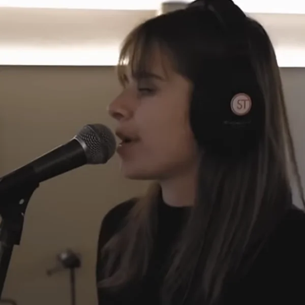 Laura Tesoro bijt keihard van zich af: &acute;Nee, dit is geen wanhoopspoging&acute;