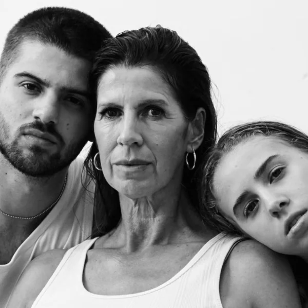 Isa Hoes en haar zoon Merlijn worden geraakt door een groot verlies: &lsquo;We moeten hierover spreken&rsquo;