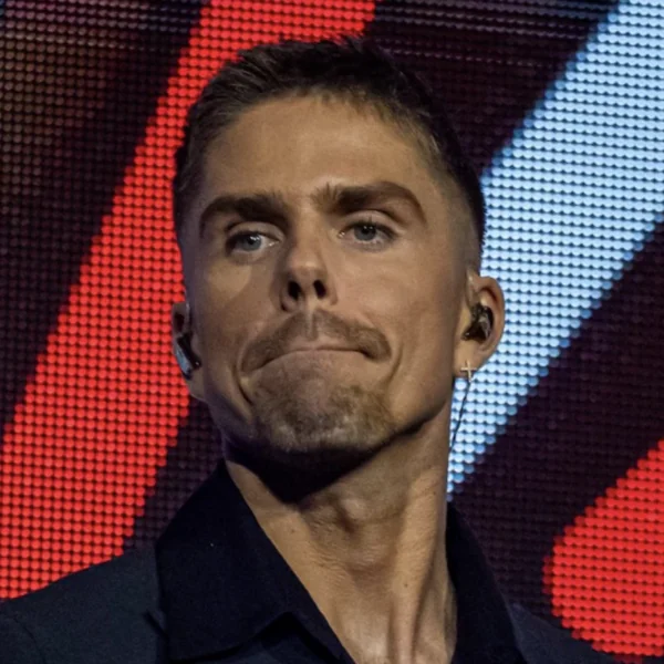 Concert afgelast &ndash; Andr&eacute; Hazes in shock. Ernstig incident vlak voor het optreden