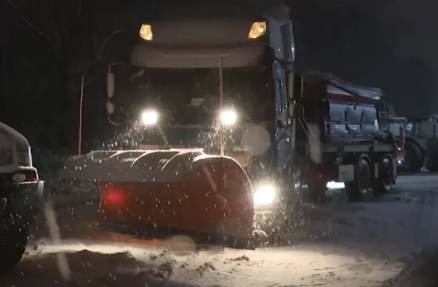 KNMI geeft op één na zwaarste weeralarm af voor 5 provincies