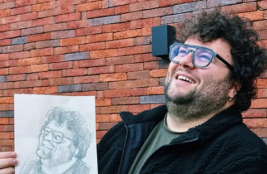 Manu Van Acker schept eindelijk duidelijkheid: &acute;Valt hij op mannen of vrouwen?&acute;