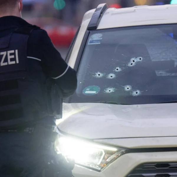 Bekende Nederlandse influencer doorzeefd