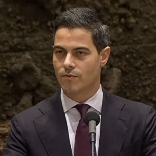 Enorme klap voor ouderen: DIT zijn de alternatieve AOW-plannen