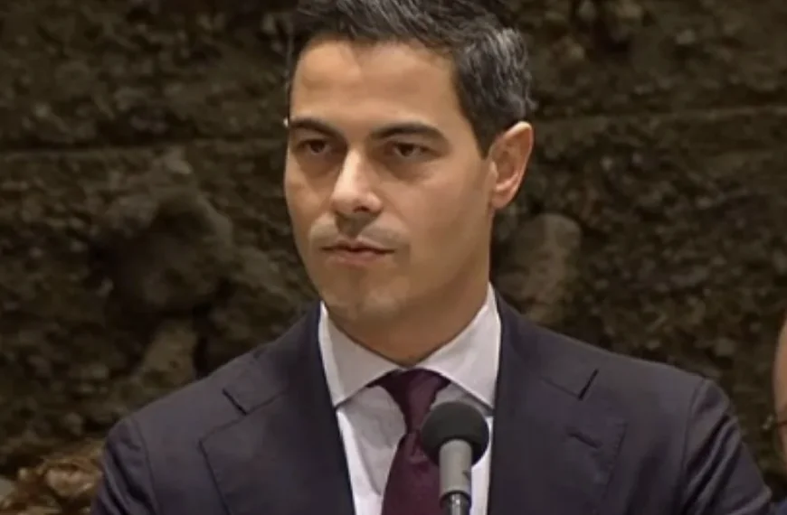 Enorme klap voor ouderen: DIT zijn de alternatieve AOW-plannen