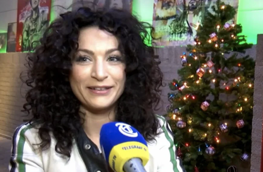 Beelden van dakloze Eva van de Wijdeven met een winkelkarretje gaan rond: &lsquo;Hartverscheurend&rsquo;