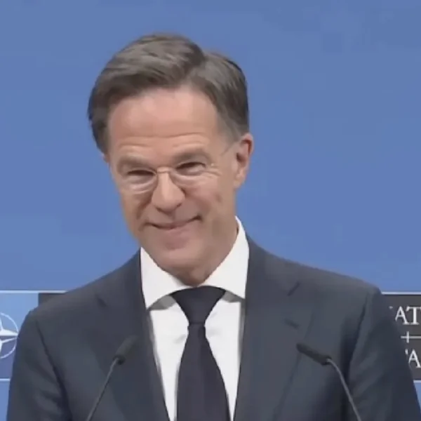 Mark Rutte maakt gigantische fout, kijkers verbijsterd