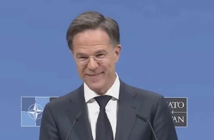 Mark Rutte maakt gigantische fout, kijkers verbijsterd