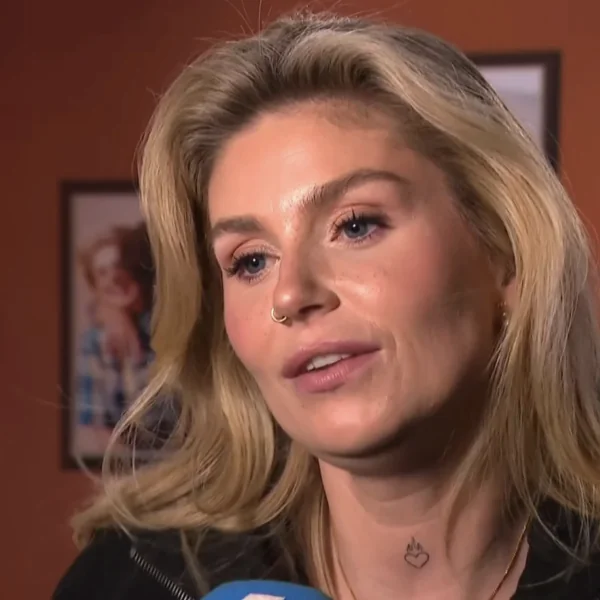 Grote zorgen om zoontje Roxeanne Hazes