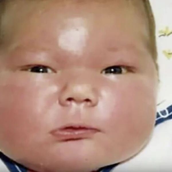 Enorme baby van 7 kilo haalt in 1983 de kranten &ndash; nu is hij nog altijd wereldberoemd