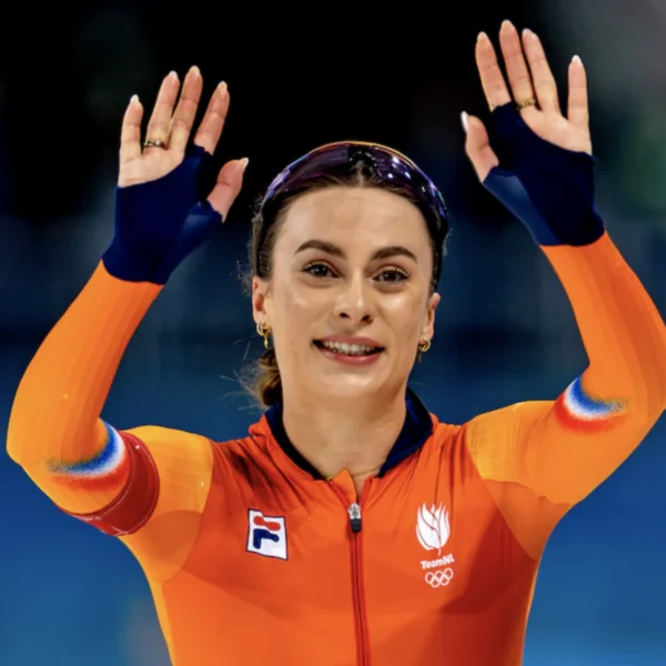 OEPS: Deze zomerse foto&rsquo;s van Olympische kampioene Femke Kok gaan plots viral