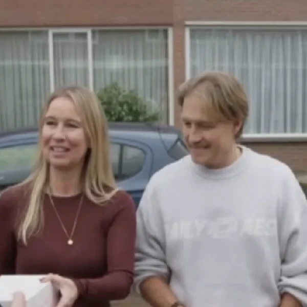 Kopen Zonder Kijken-kijkers gaan allemaal los over exact hetzelfde