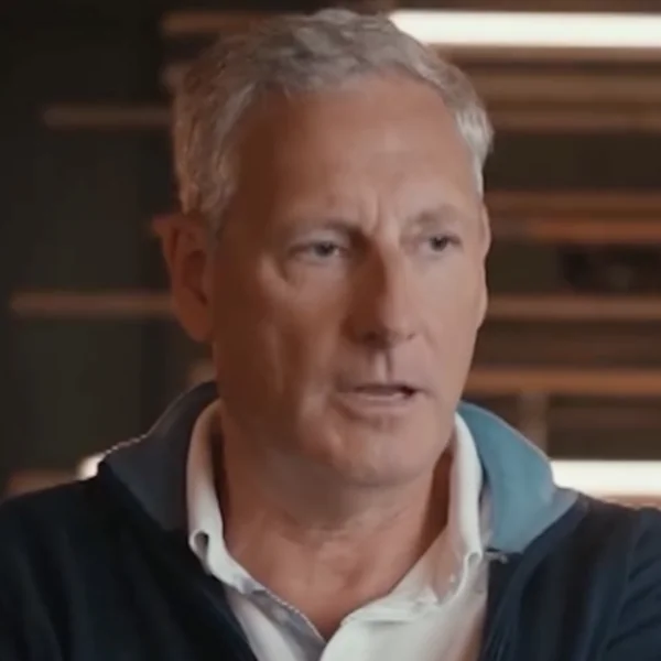 Wat Gert Verhulst nu onthult over zijn relaties met K3-meiden Karen en Josje verrast velen