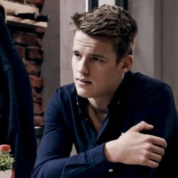 Familie &ndash; acteur Yanni Bourguignon krijgt schokkende commentaren: &ldquo;Zeggen ze over mijn kinderen&rdquo;