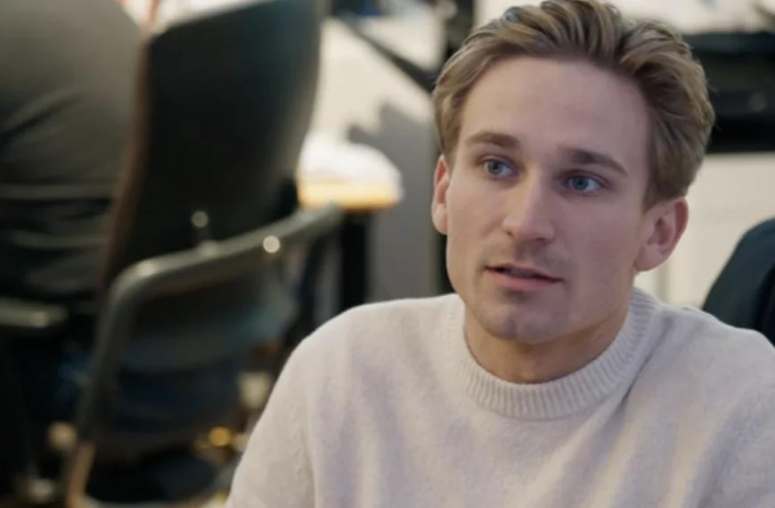 Schokkende wending rond Camiel Kesbeke: geruchten over geaardheid zorgen voor opschudding &ndash; huwelijk met Donna plots uitgesteld