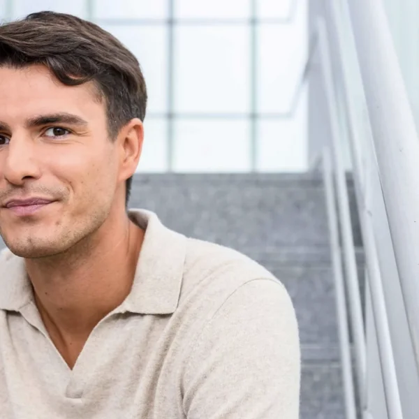 HARTVERSCHEUREND: Conner Rousseau spreekt open over zijn eenzaamheid &ndash; &ldquo;Niemand weet hoe diep dit snijdt&rdquo;