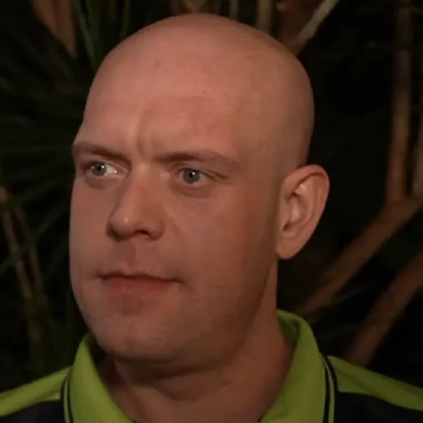 Volgers verbijsterd om nieuw uiterlijk Michael van Gerwen